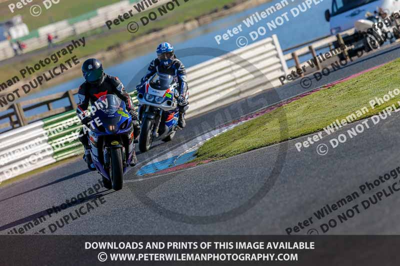 PJM Wedding Photography;enduro digital images;event digital images;eventdigitalimages;mallory park;mallory park photographs;mallory park trackday;mallory park trackday photographs;no limits trackdays;peter wileman photography;racing digital images;trackday digital images;trackday photos